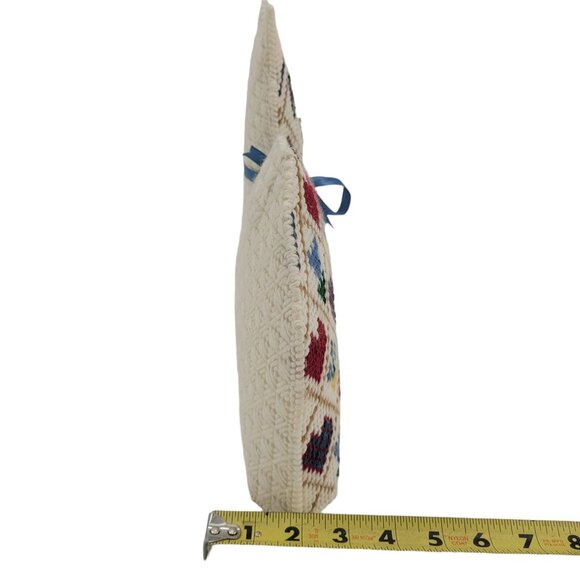 Handmade 3 D Kitty Cat Needlepoint Kitty With Hearts, Flowers On Plastic Canvas - Picture 11 of 11